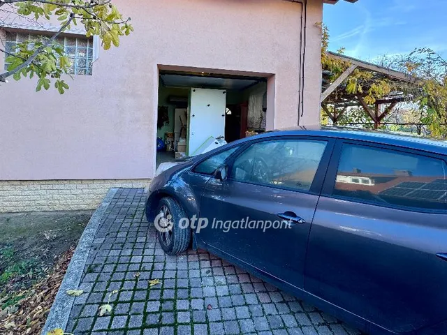 Eladó ház Nyúl 143 nm