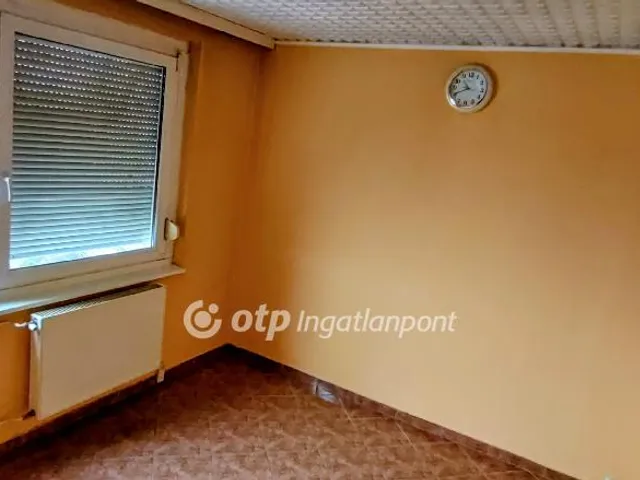 Eladó lakás Győr, Adyváros 55 nm