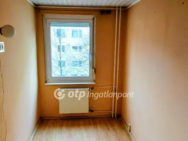 Eladó lakás Győr, Adyváros 55 nm