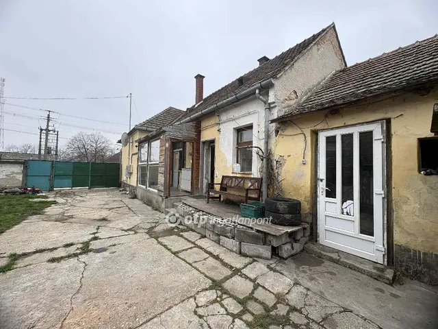 Eladó ház Szany 85 nm