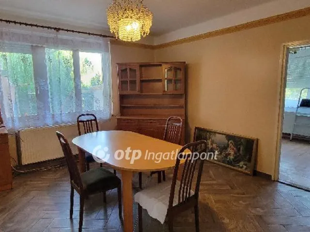 Eladó lakás Győr 97 nm