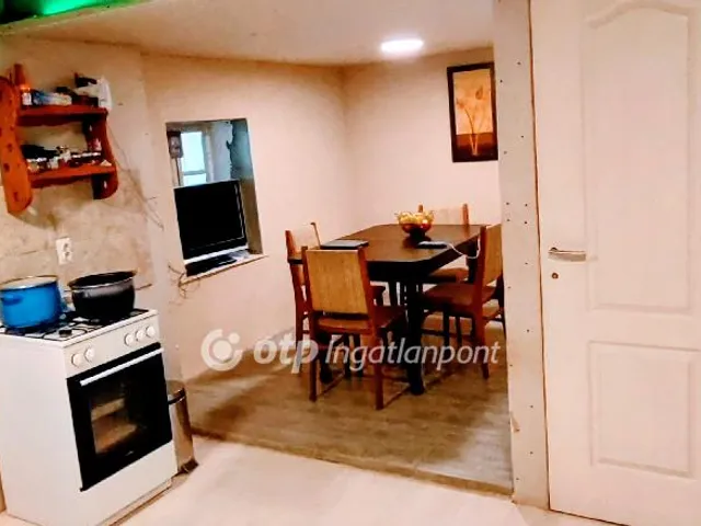 Eladó ház Lovászpatona 72 nm