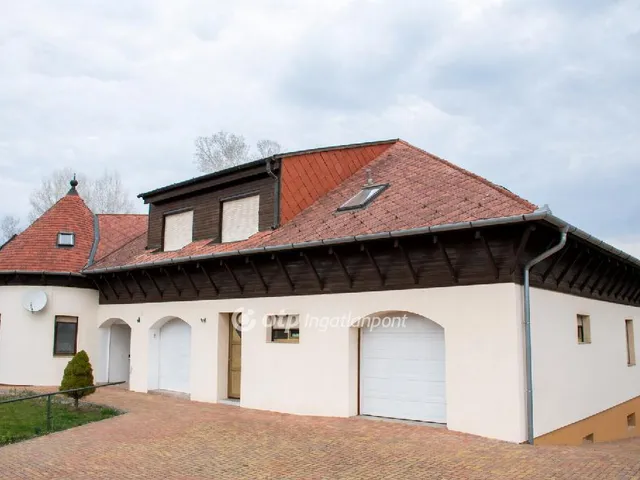 Eladó ház Ásványráró 553 nm