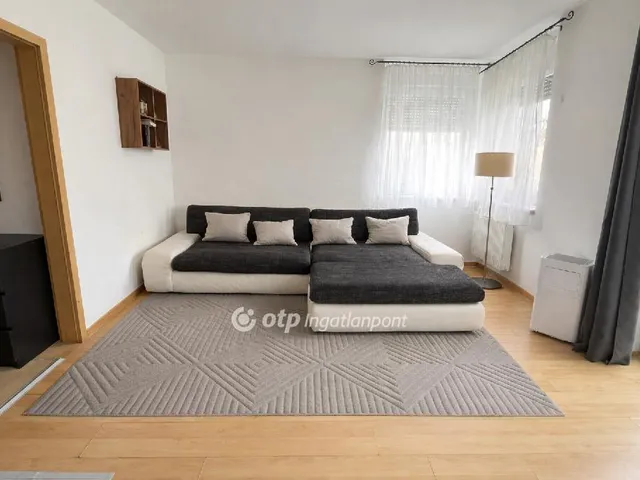 Eladó lakás Győr 54 nm