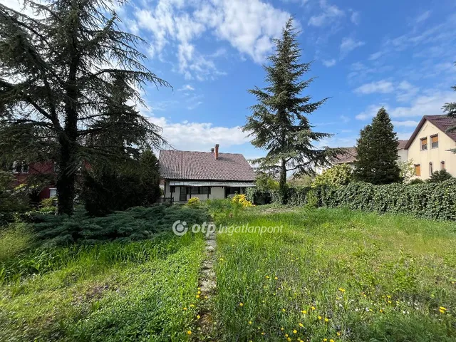 Eladó ház Győr, Szabadhegy 260 nm