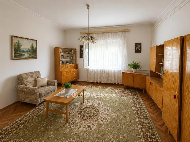 Eladó ház Gönyű 65 nm