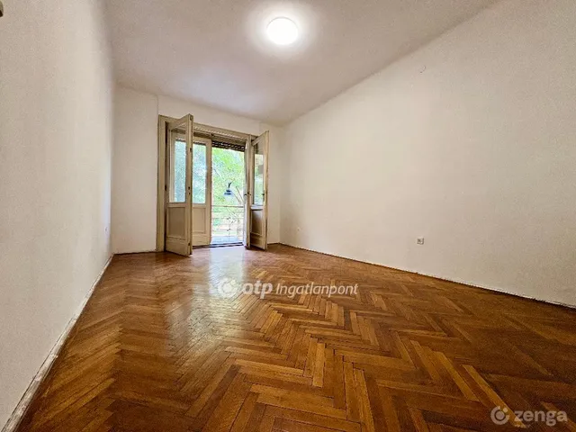 Eladó lakás Győr 32 nm