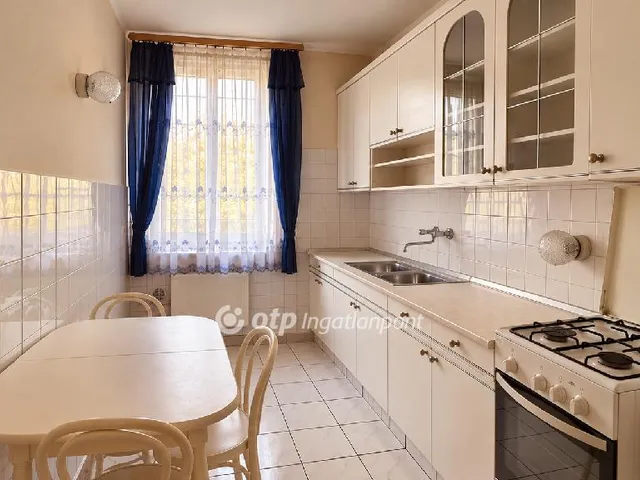 Eladó lakás Győr 56 nm