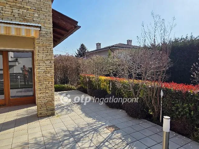 Eladó ház Diósd 291 nm