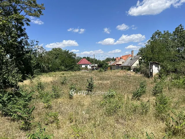 Eladó telek Tárnok 904 nm