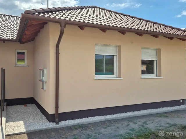 Eladó ház Bugyi 100 nm