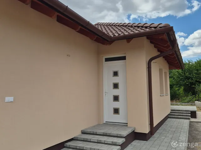 Eladó ház Bugyi 100 nm
