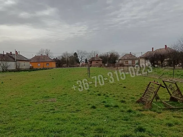 Eladó telek Kerkabarabás 1690 nm