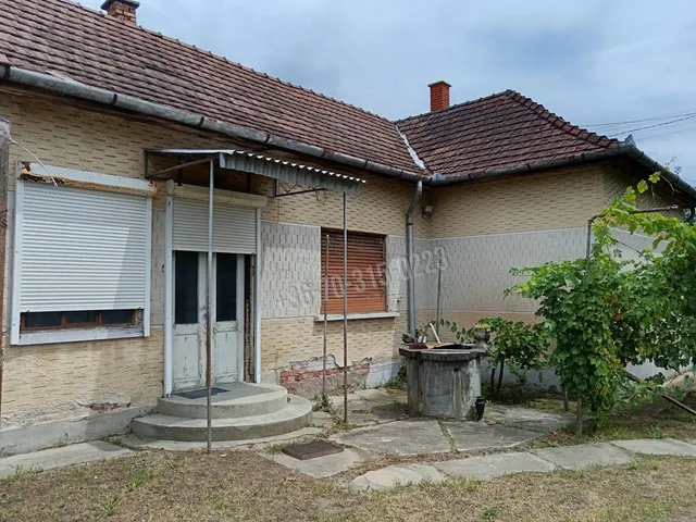 Eladó ház Kissziget 88 nm