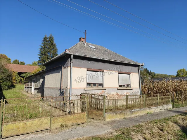 Eladó ház Kiscsehi 92 nm