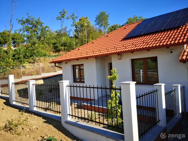 Kiadó ház Rácalmás 100 nm