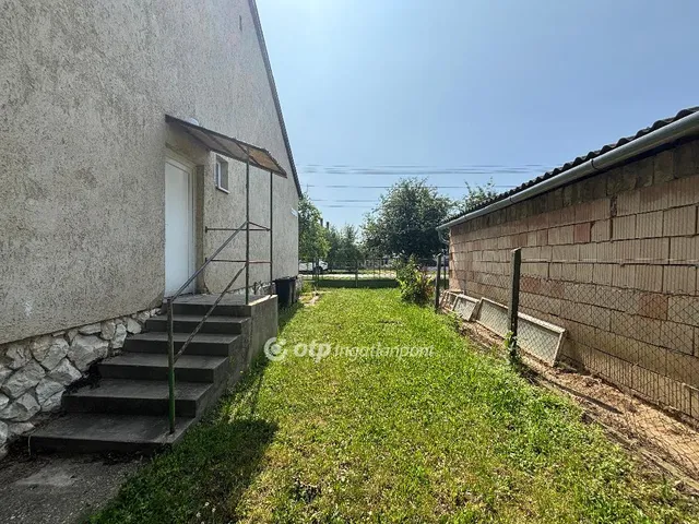 Eladó ház Tét 110 nm