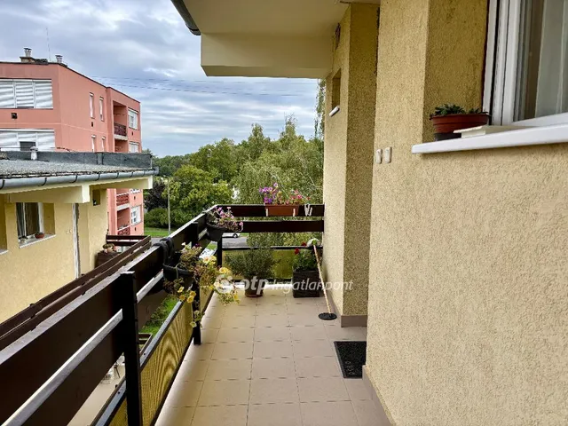 Eladó lakás Pápa 54 nm