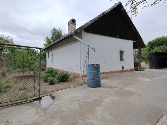 Eladó mezőgazdasági ingatlan Szatymaz 65 nm