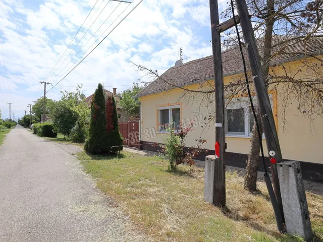 Eladó ház Kübekháza 80 nm
