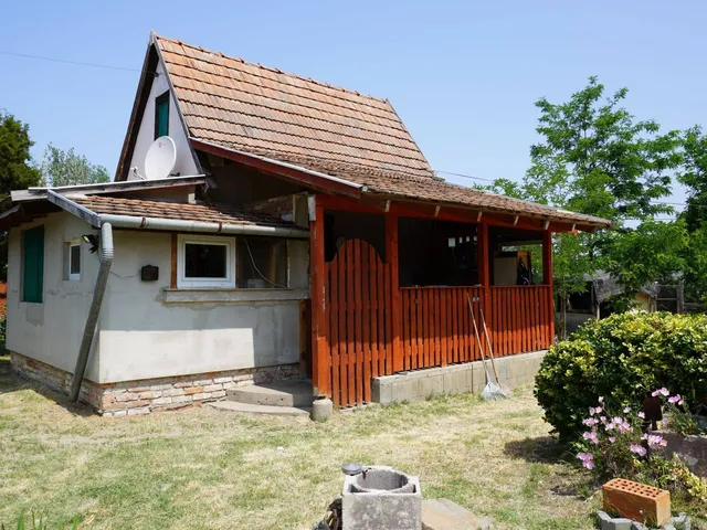 Eladó nyaraló Zsombó 37 nm