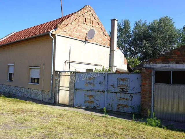 Eladó ház Bordány 80 nm