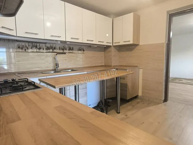 Eladó ház Szeged, Szőreg 150 nm
