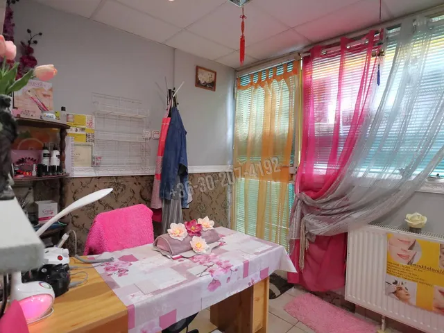 Eladó kereskedelmi és ipari ingatlan Szeged, Tarján 14 nm