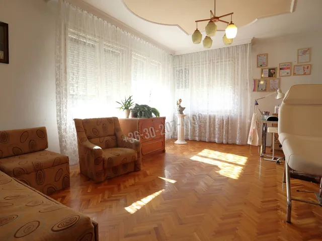 Eladó ház Szatymaz, Szegedi utca 167 nm