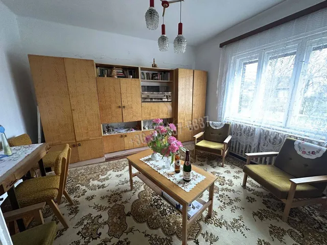 Eladó ház Szeged, Gyálarét 68 nm