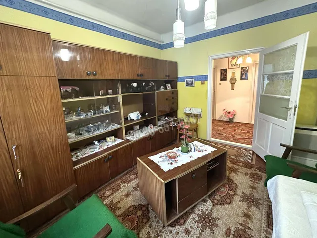 Eladó ház Szeged, Gyálarét 68 nm