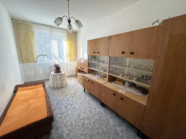 Eladó lakás Szeged, Északi városrész 72 nm