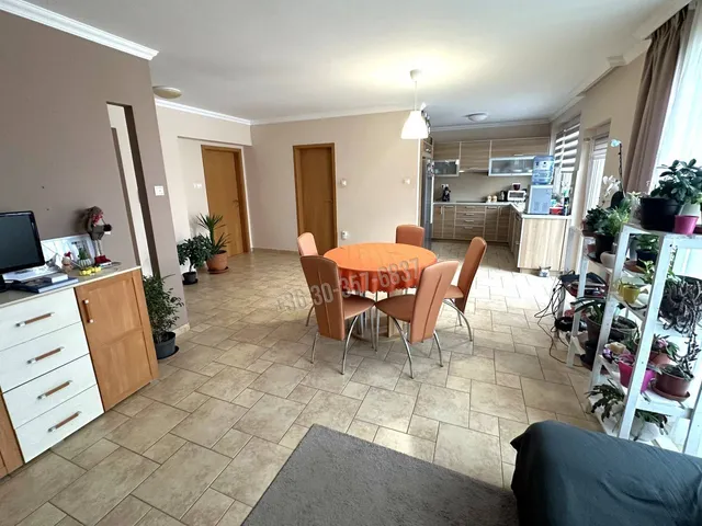 Eladó ház Szeged, Petőfitelep 110 nm