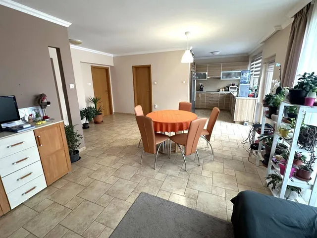 Eladó ház Szeged, Petőfitelep 110 nm