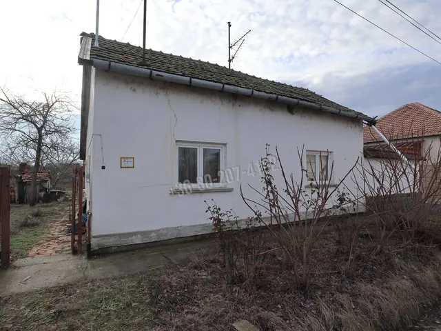 Eladó ház Sándorfalva 56 nm