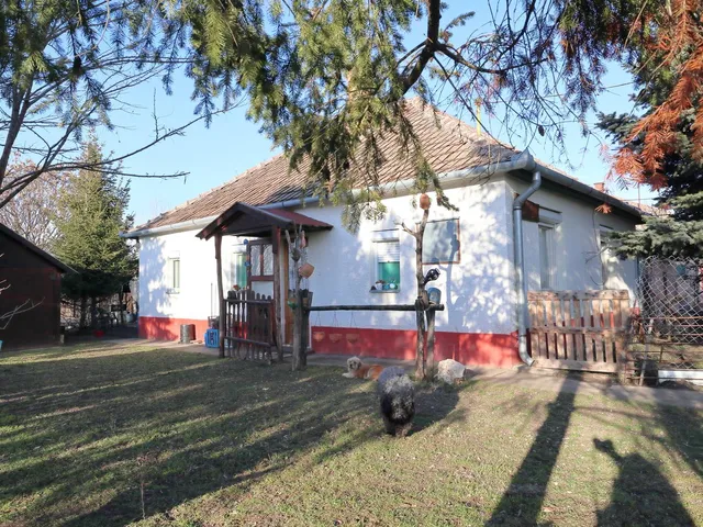 Eladó ház Mélykút 56 nm
