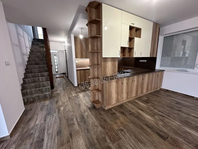 Eladó ház Szeged, Alsóváros 198 nm