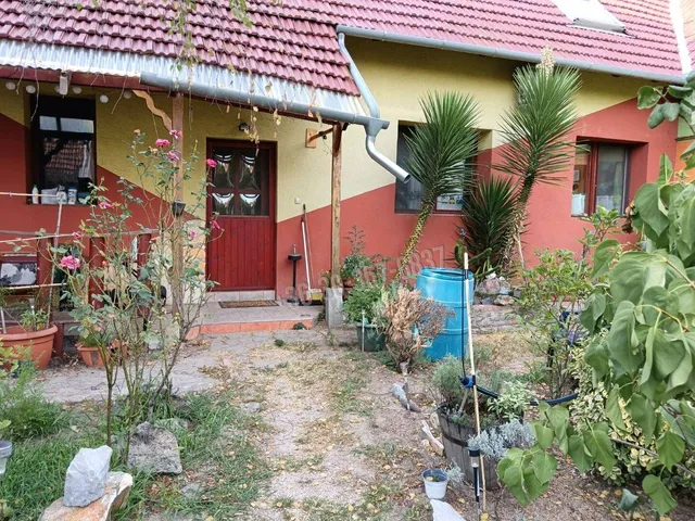 Eladó ház Sándorfalva 120 nm