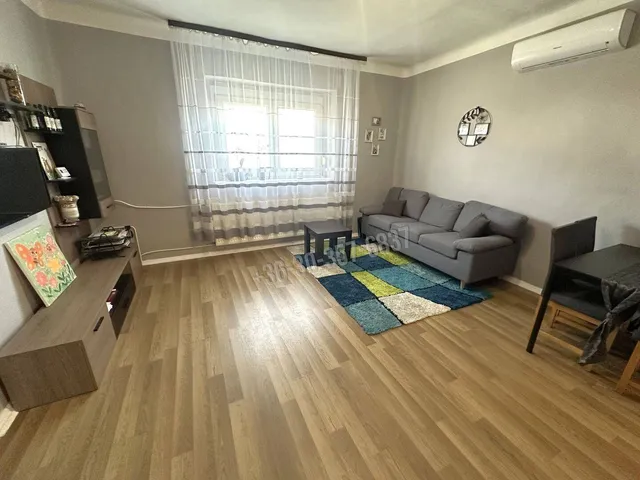 Eladó ház Sándorfalva 85 nm