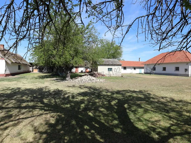 Eladó mezőgazdasági ingatlan Balástya 134 nm