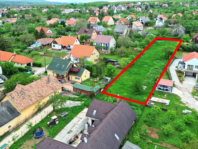 Eladó telek Felsőörs 1860 nm