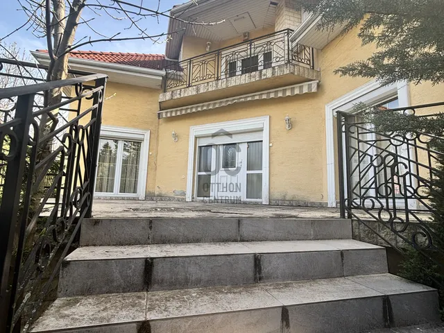 Eladó ház Budakeszi 250 nm