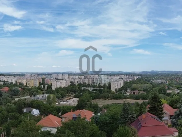 Eladó lakás Budapest III. kerület, Csillaghegy 92 nm