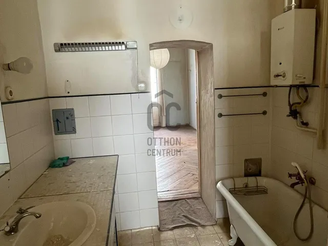 Eladó lakás Budapest I. kerület 94 nm