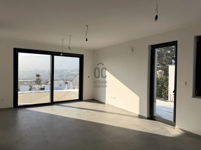 Eladó lakás Budapest III. kerület, Aranyhegy 158 nm