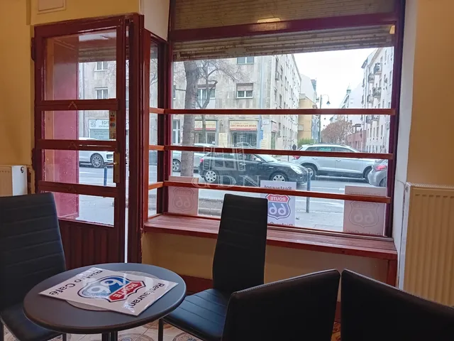 Eladó kereskedelmi és ipari ingatlan Budapest VIII. kerület, Corvin negyed 37 nm
