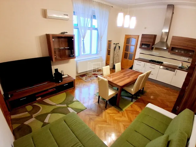 Eladó lakás Budapest VI. kerület 61 nm
