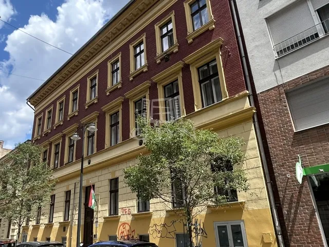 Eladó lakás Budapest VIII. kerület, Palotanegyed 64 nm