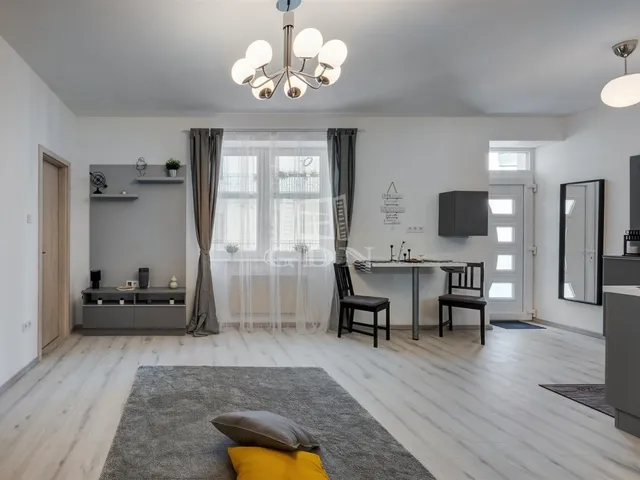Eladó lakás Budapest VI. kerület 26 nm