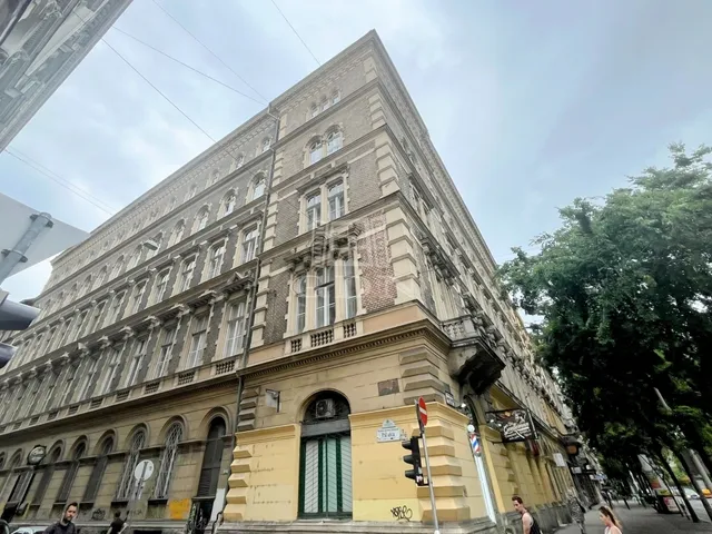 Eladó lakás Budapest VIII. kerület, Palotanegyed 75 nm